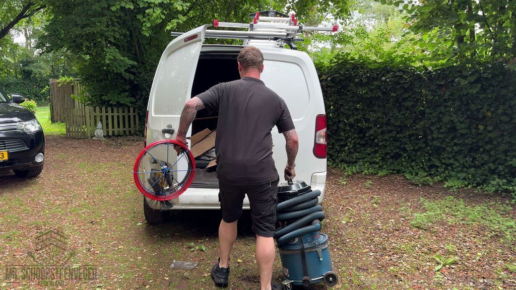 Schoorsteen onderhoud Lisse ladder bus Schoorsteen onderhoud Lisse ladder bus